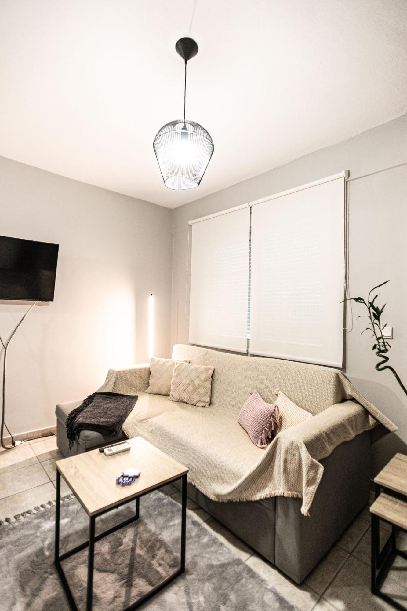 Hermes Modern Apartment Александроуполис Экстерьер фото